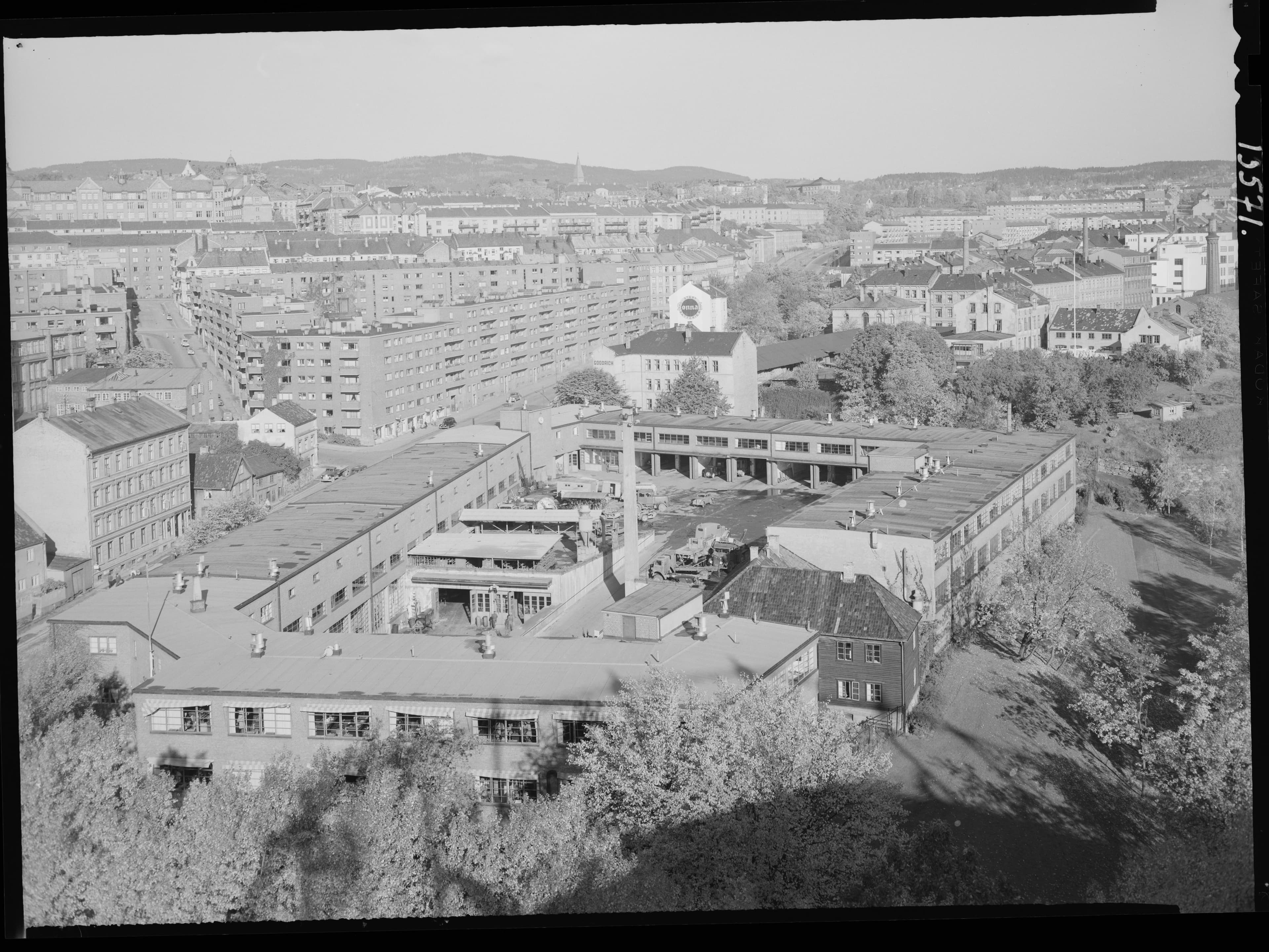Historisk gatefoto frå Maridalsveien-/Casparis gate-området, alternativ vinkel.